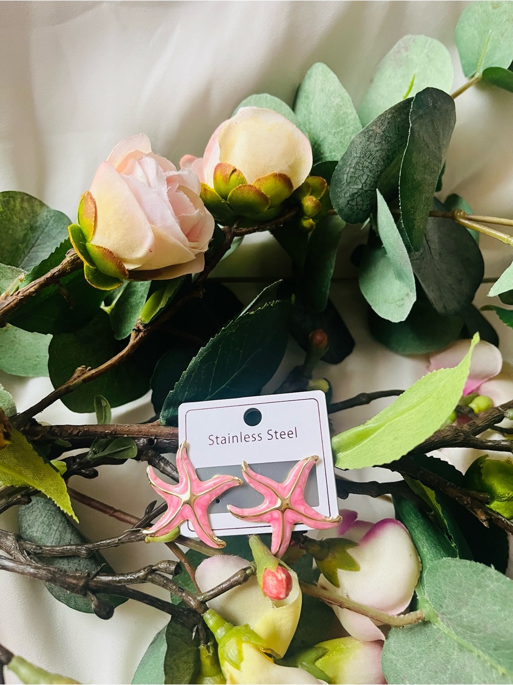 Pink Starfish Hair Clips - Elegant Ocean-Inspired Accent